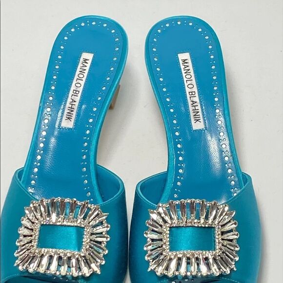 Manolo Blahnik Laalita 50 Embellished Buckle Satin Mules size 39.5 - Picture 5 of 13